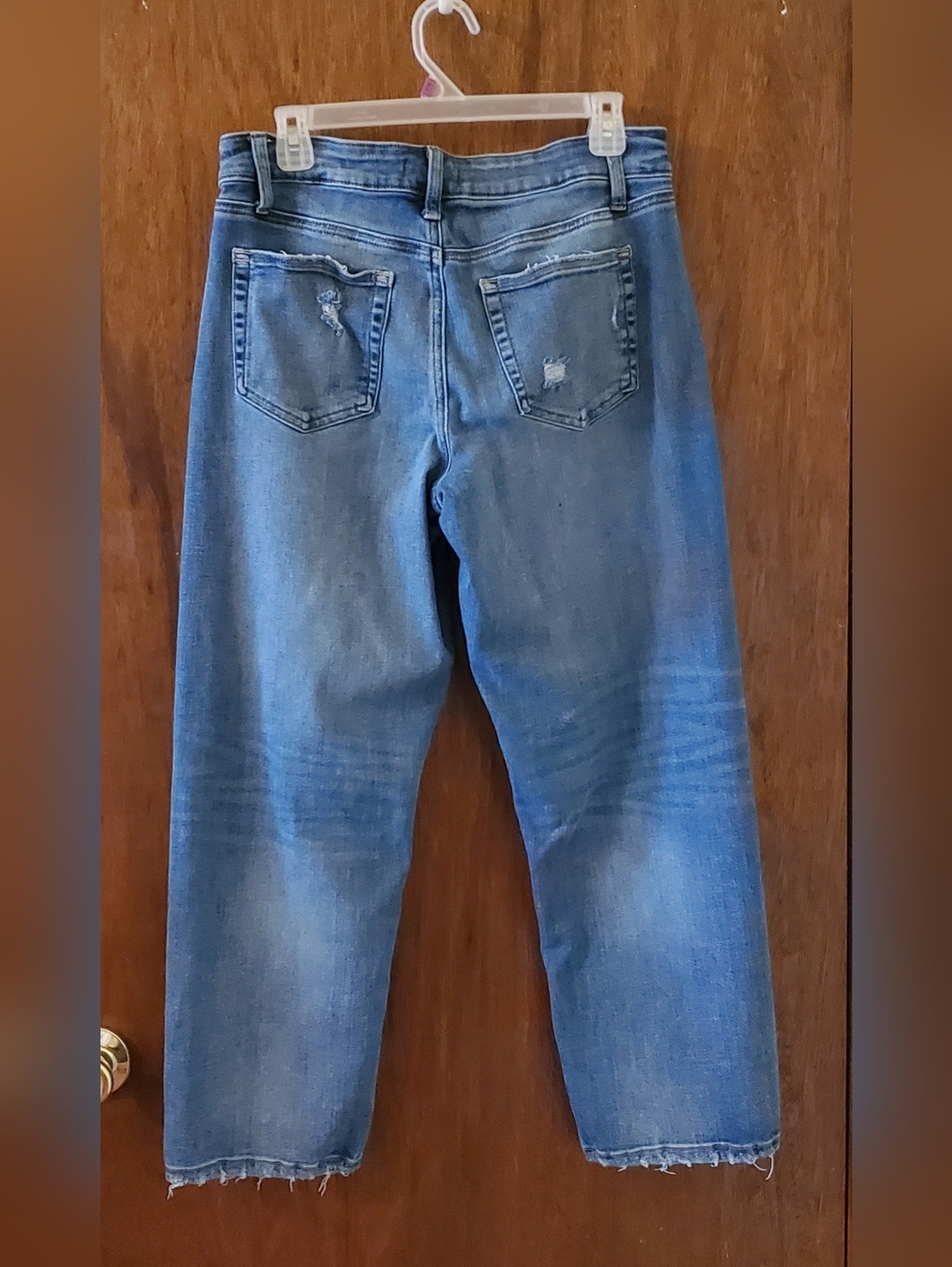 Edgely Mid Rise Distressed Boyfriend Jeans Sz 10 - Picture 3 of 3